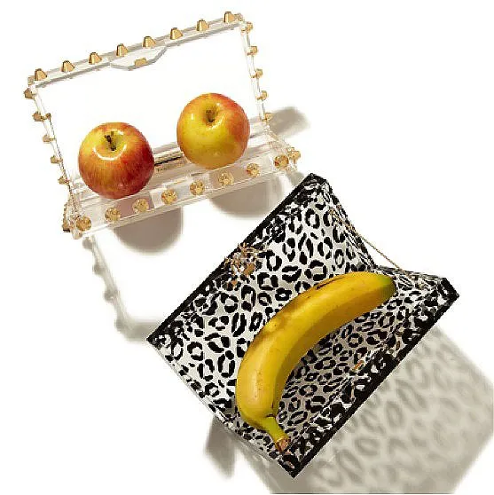Still Life photography by Selina Cheng, applebanana 1