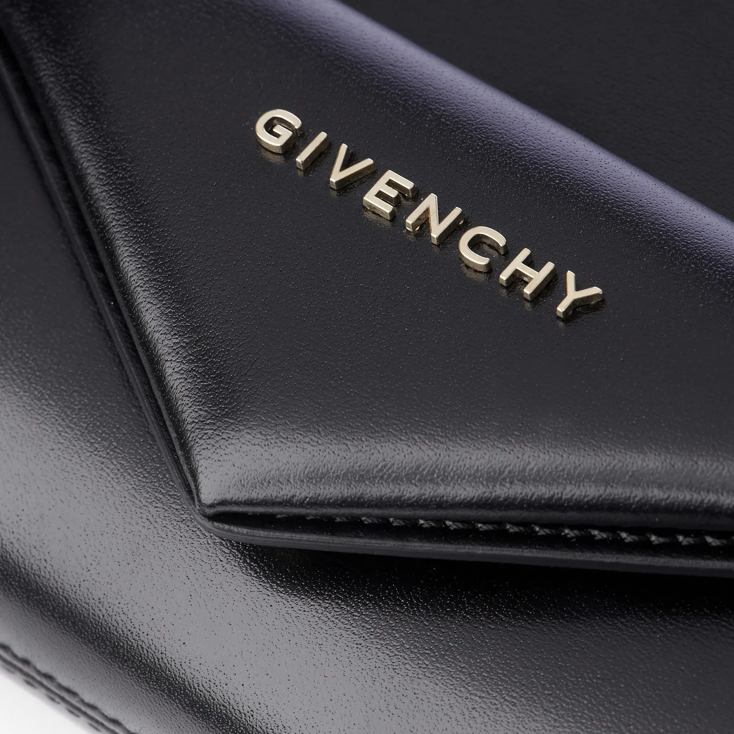 Still Life photography by Selina Cheng, givenchy1 1