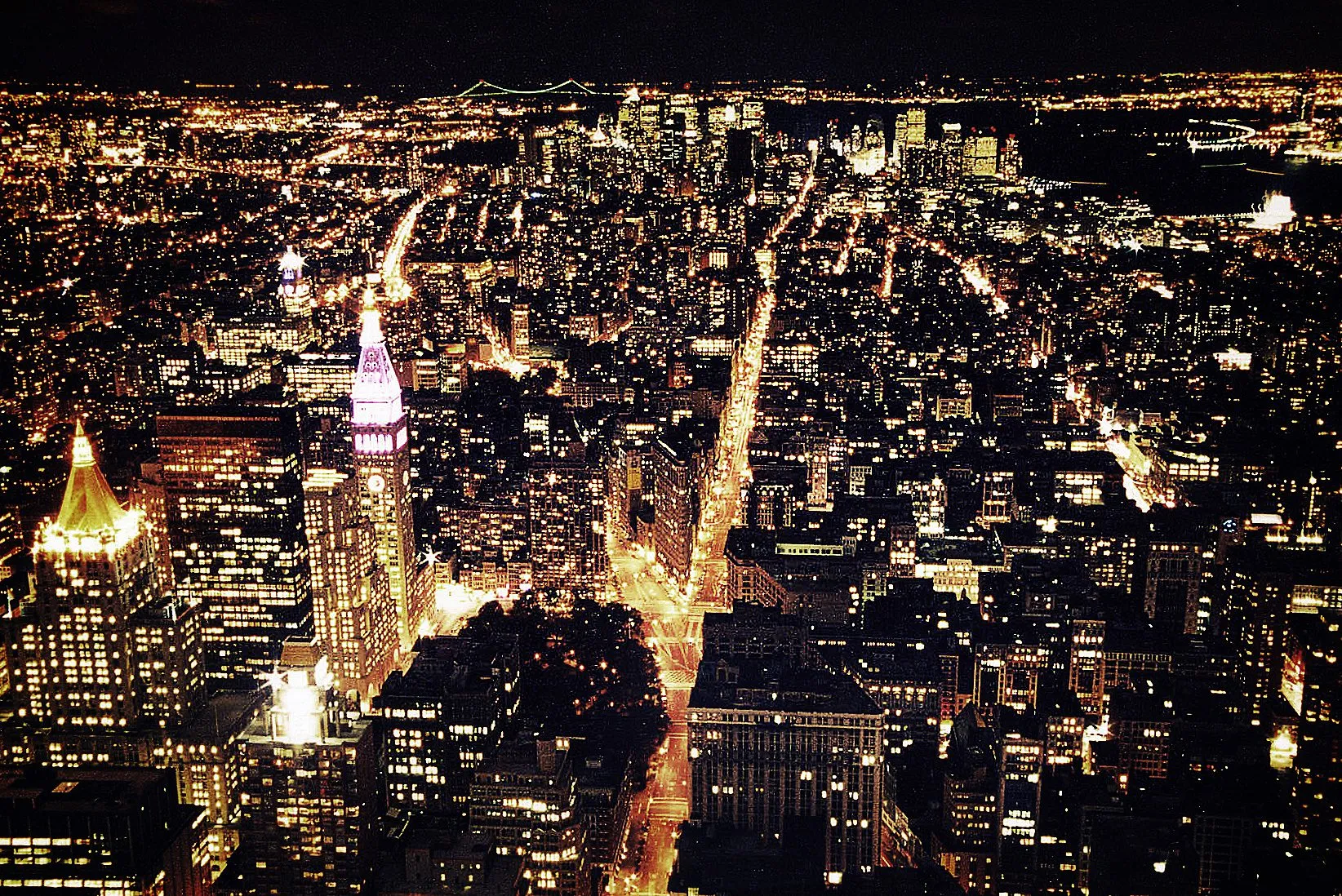 Urban photography by Selina Cheng, nynight