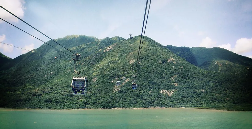 Nature photography by Selina Cheng, skyline