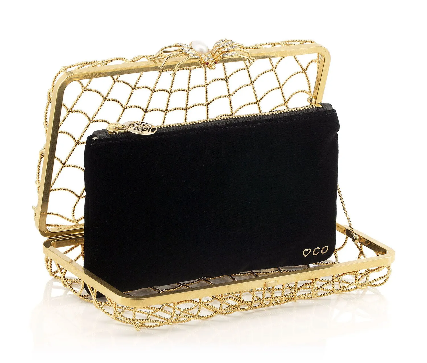 Still Life photography by Selina Cheng, spider clutch 1