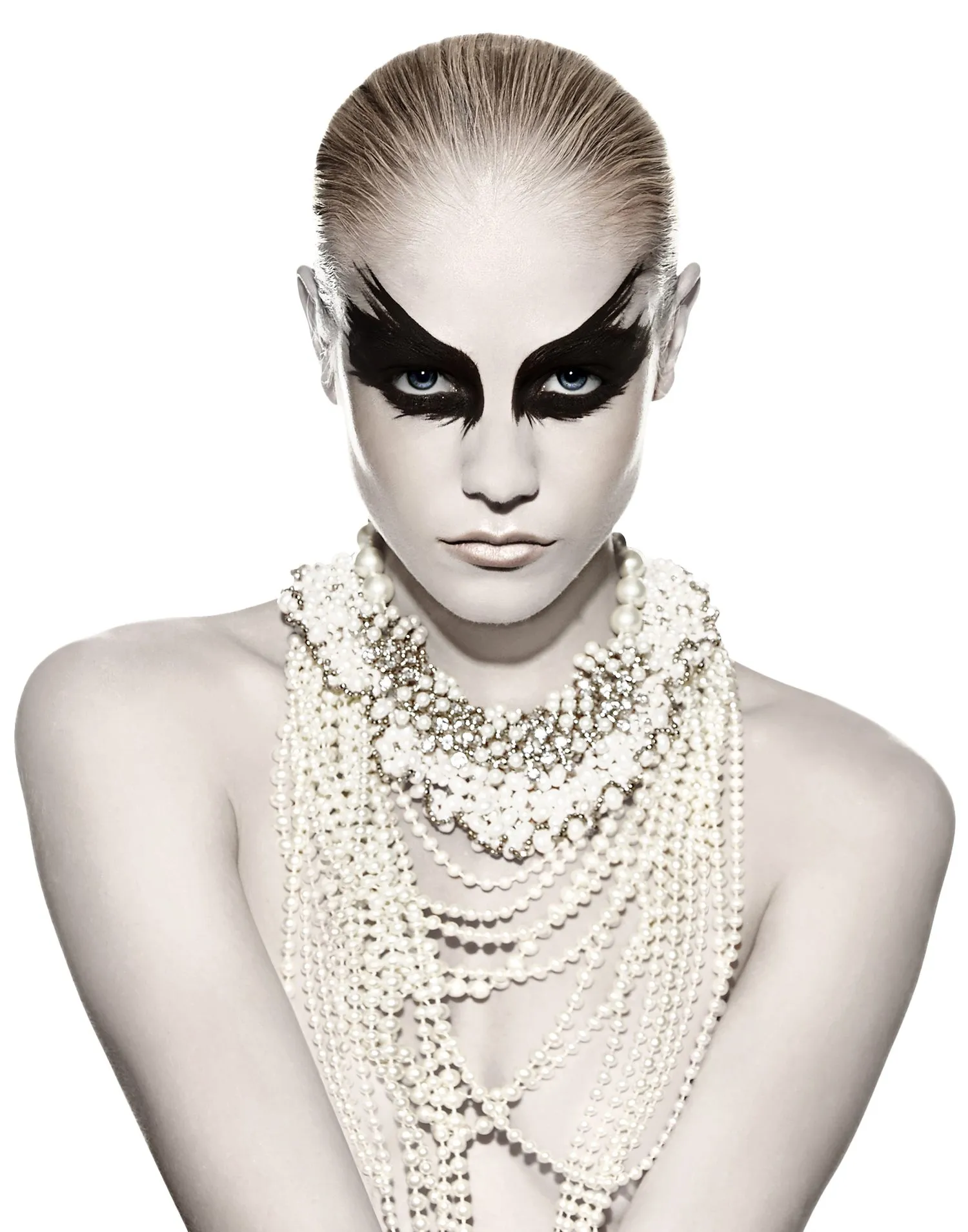 Beauty photography by Selina Cheng, swan